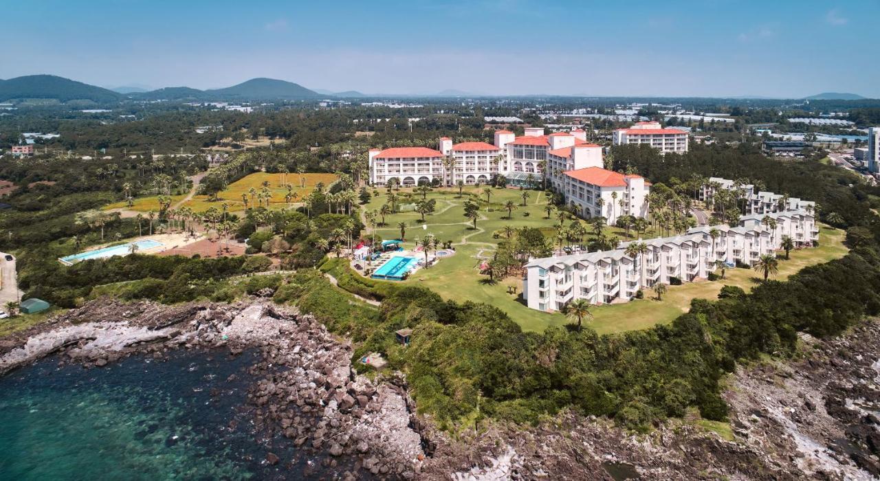Sono Calm Jeju Hotel Seogwipo Exterior foto