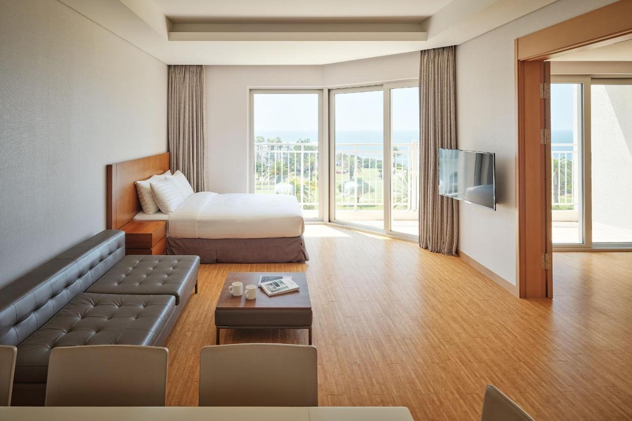 Sono Calm Jeju Hotel Seogwipo Exterior foto