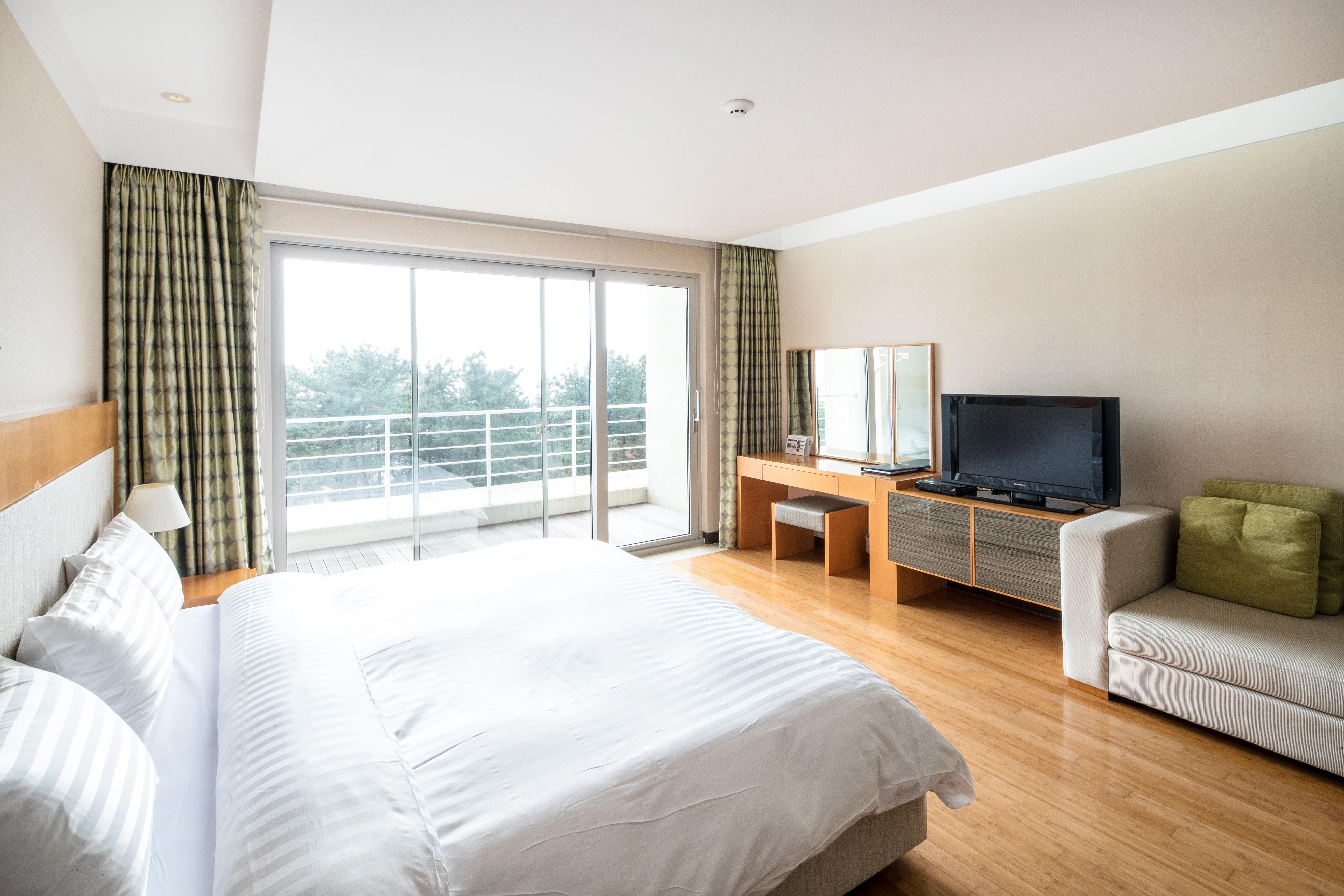 Sono Calm Jeju Hotel Seogwipo Exterior foto