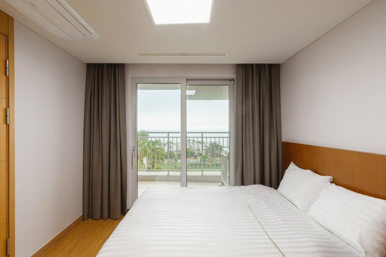Sono Calm Jeju Hotel Seogwipo Exterior foto