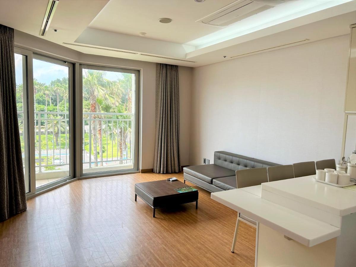 Sono Calm Jeju Hotel Seogwipo Exterior foto
